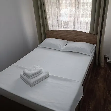 Peter Et Len Soleil , Famille *